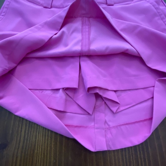 ⛳️ Nike Dri Fit Golf Skirt with shorts ⛳️ - Picture 4 of 4